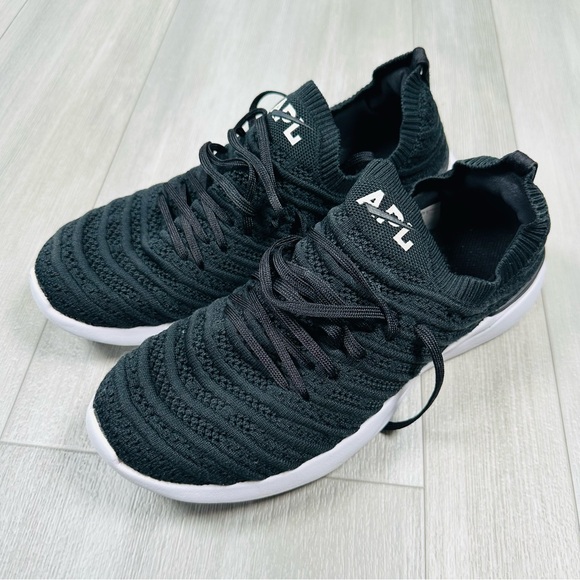 APL Women's Black Techloom Wave Sneakers Size 9.5 - Picture 2 of 10
